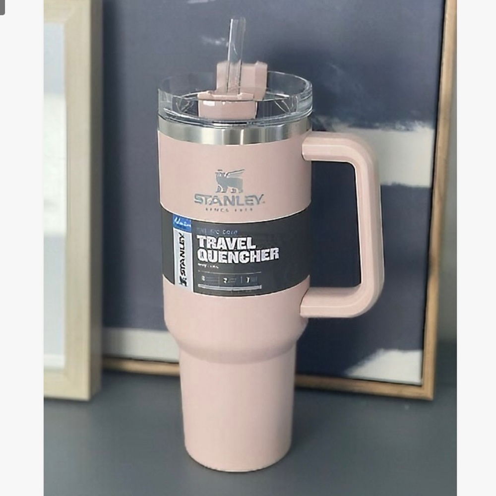 Stanley Quencher 40z